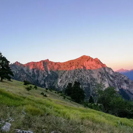 βαλεντίνη Πανσιόν 3*