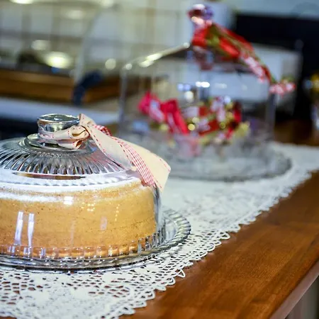 βαλεντίνη Πανσιόν 3*