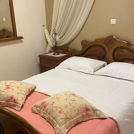 βαλεντίνη 3* Καρπενήσι