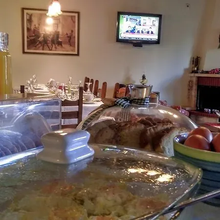 βαλεντίνη Πανσιόν 3*