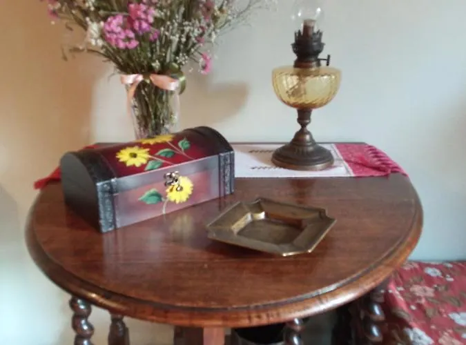 βαλεντίνη Πανσιόν 3*